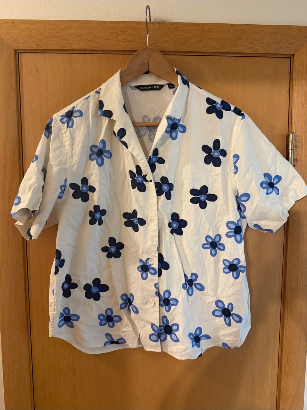Marimekko Uniqlo Women’s Floral Linen Cotton Button Down Shirt Blue Size Small